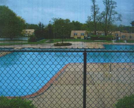 Kensington Club pool